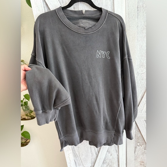 Aerie Charcoal Crewneck Ladies Sweatshirt - Picture 10 of 16